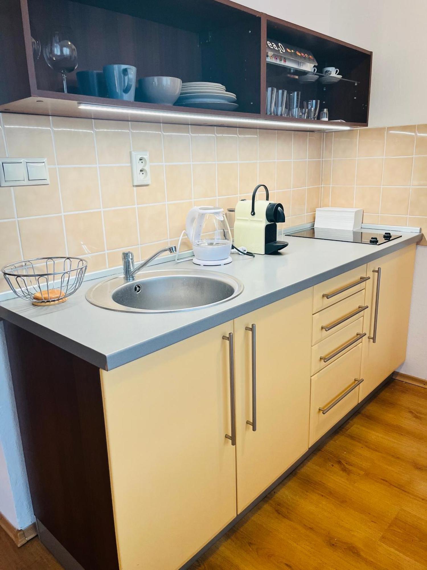 Apartament Charming Studio In The Old Town Bratysława Zewnętrze zdjęcie