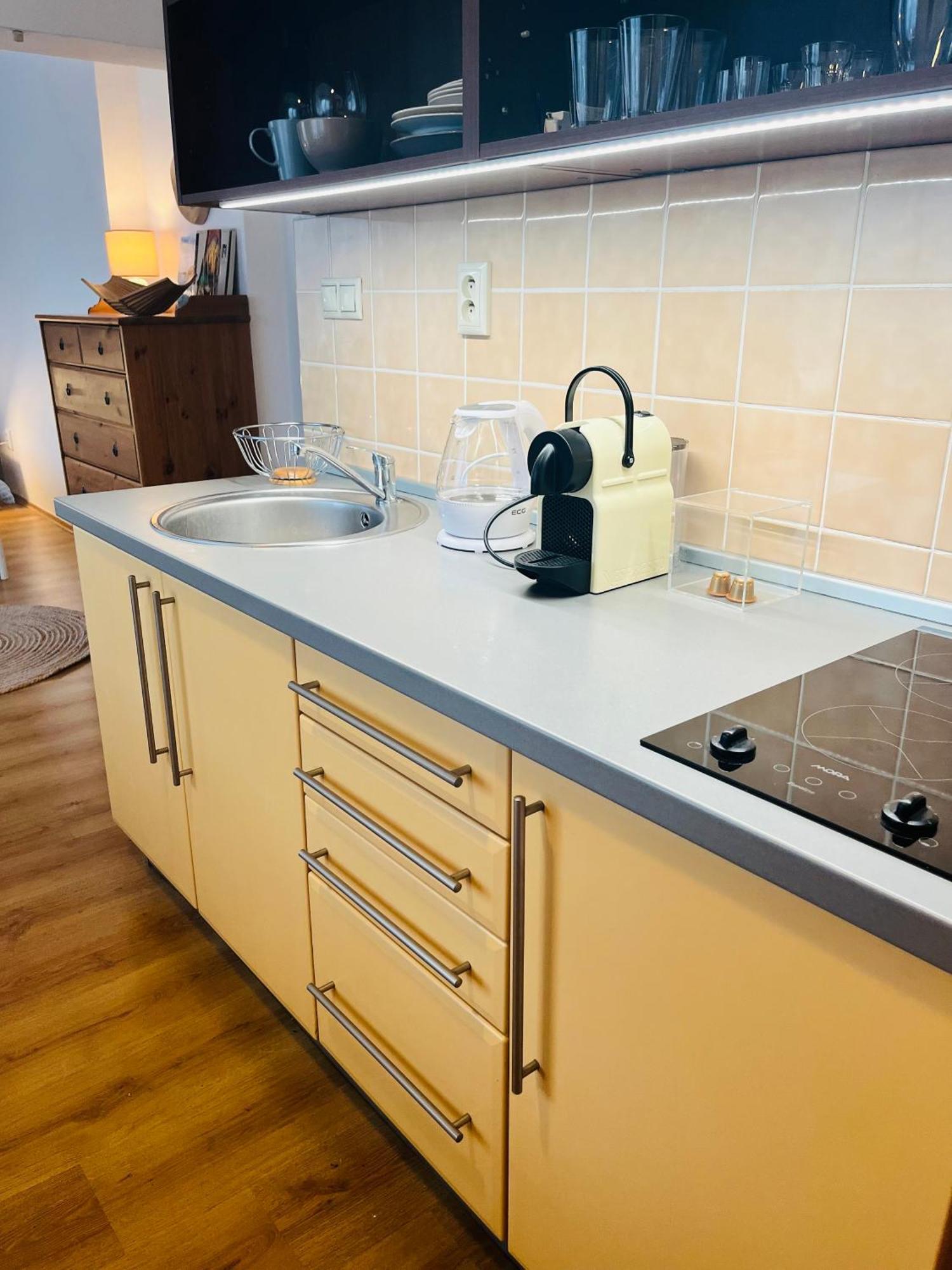 Apartament Charming Studio In The Old Town Bratysława Zewnętrze zdjęcie