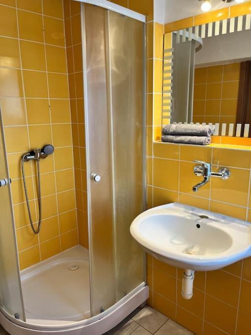 Apartament Charming Studio In The Old Town Bratysława Zewnętrze zdjęcie